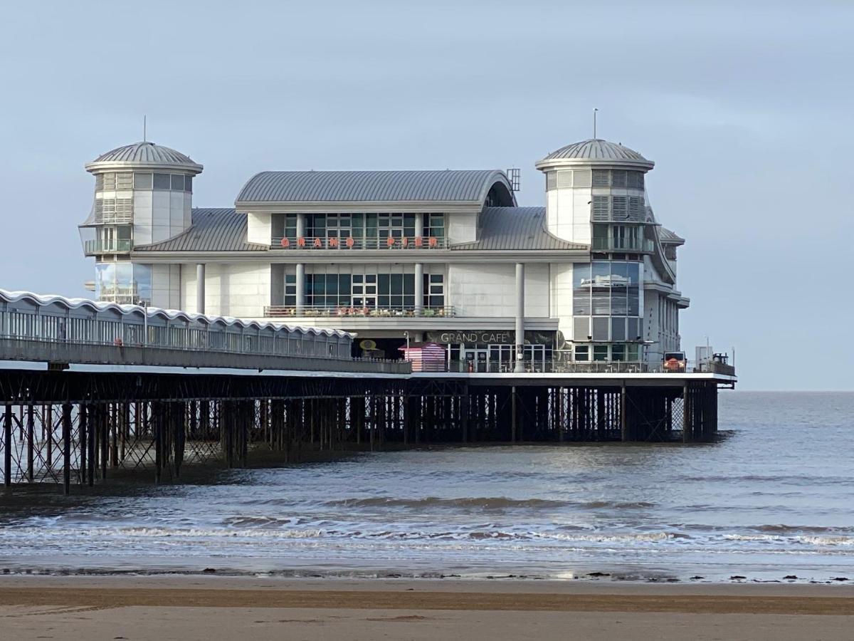 Westons Hideaway, 2 Bed, Free Parking, 6 Mins Walk To Beach, Exterior photo