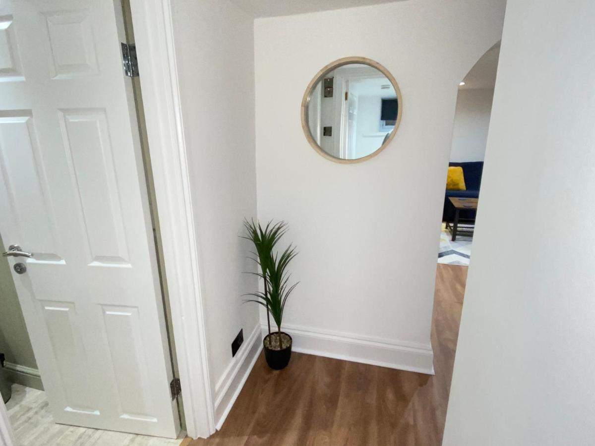 Westons Hideaway, 2 Bed, Free Parking, 6 Mins Walk To Beach, Exterior photo